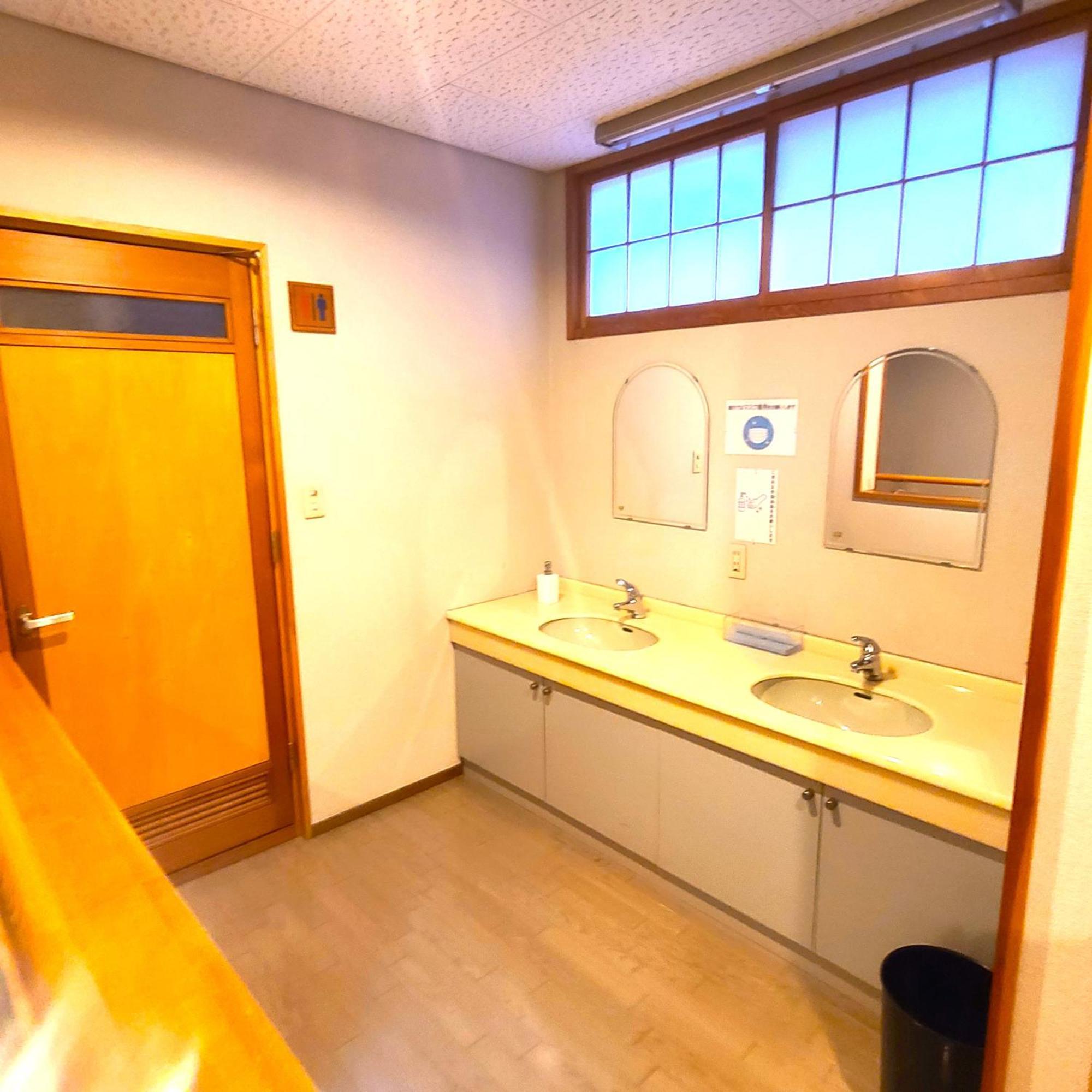 Berg Marukaneya Nozawaonsen Buitenkant foto